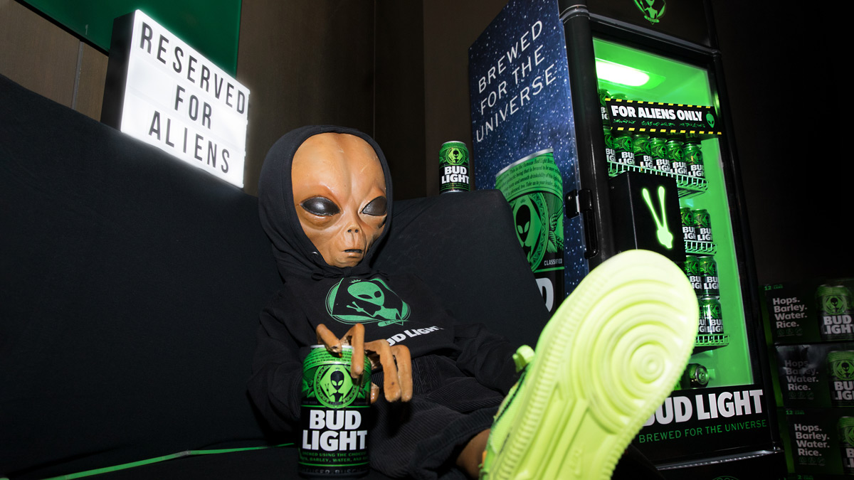 Bud Light Area 51  x Alien