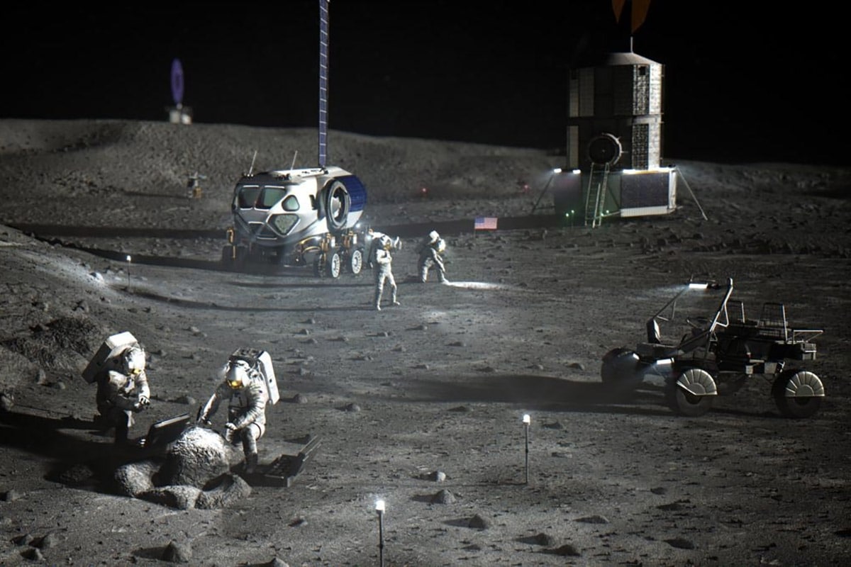 Lockheed Martin and GM Lunar Rover