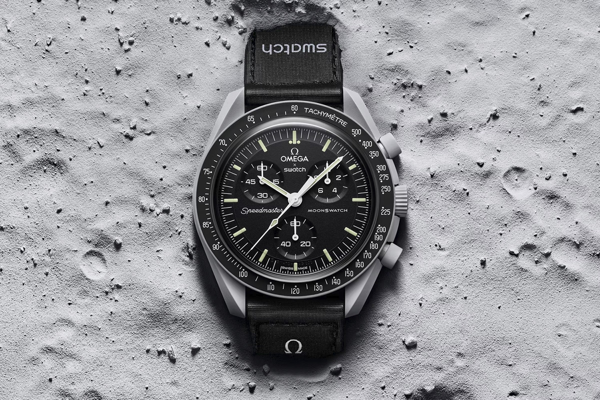 This Omega x Swatch 'MoonSwatch' Collab Delivers Speedmaster Looks 