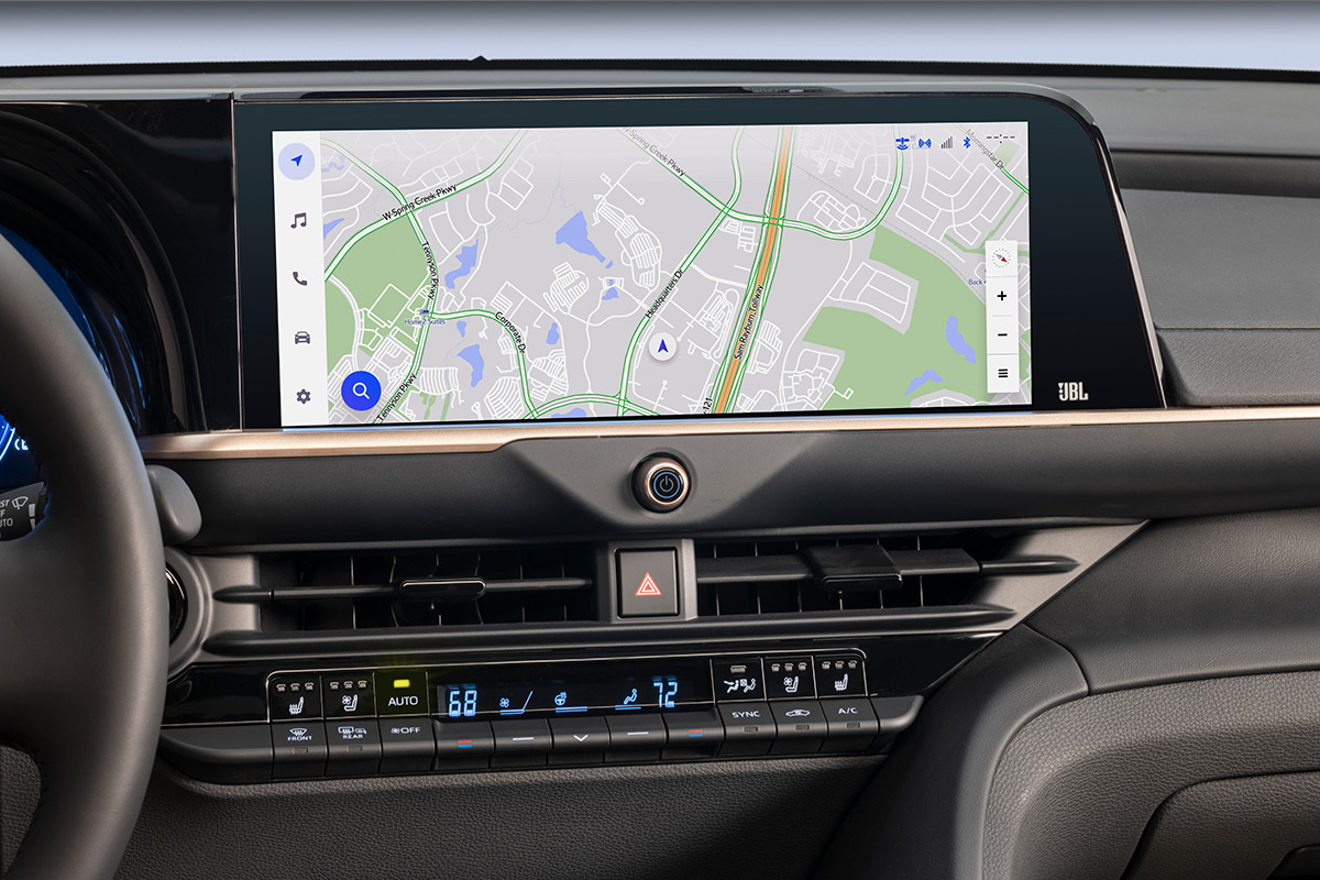 2023 Toyota Crown navigation screen