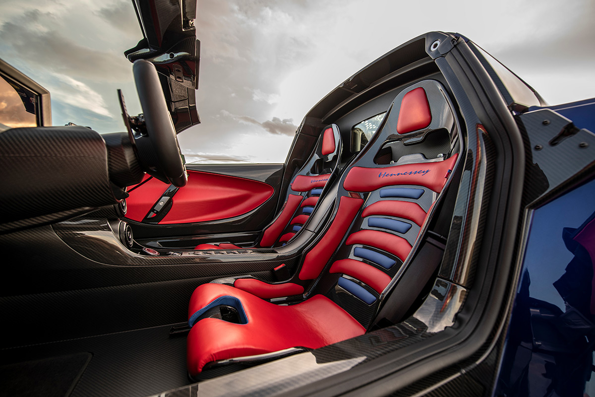 2022 Hennessey Venom F5 Roadster seats