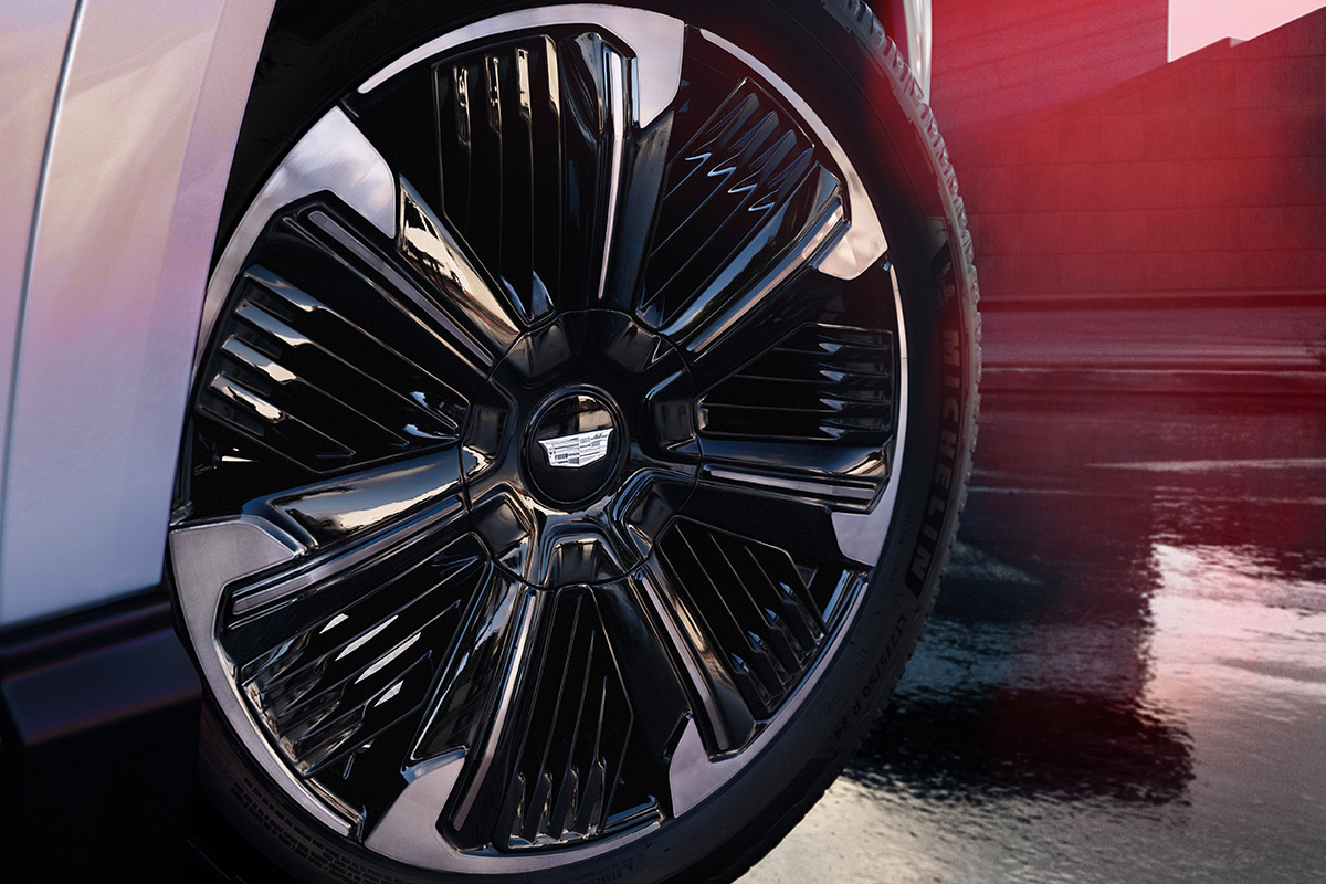 2025 Cadillac ESCALADE IQ wheel
