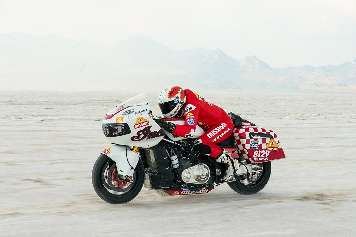 Indian Motorcycle Tyler O'Hara Sets Record At Bonneville Salt Flats