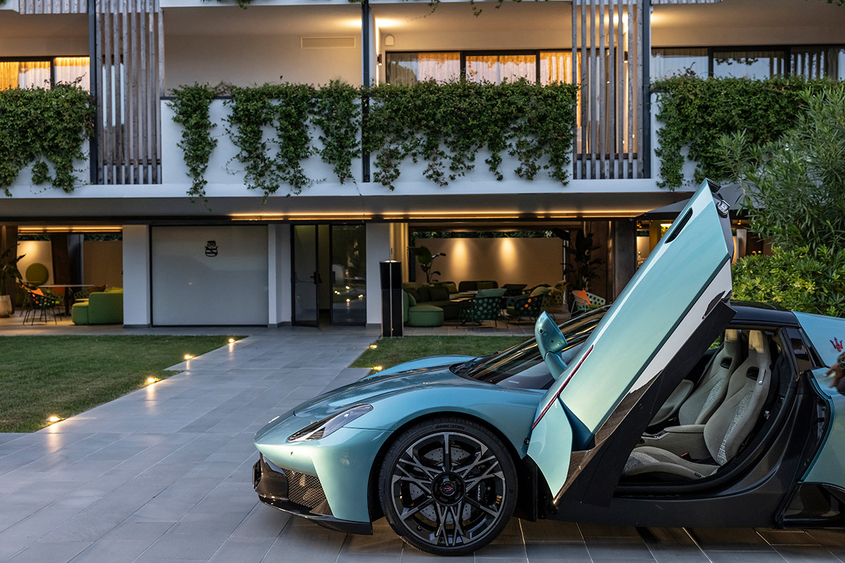 Maserati MCPURA Driving Experience