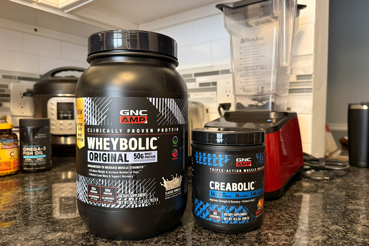 GNC AMP Wheybolic and Creabolic