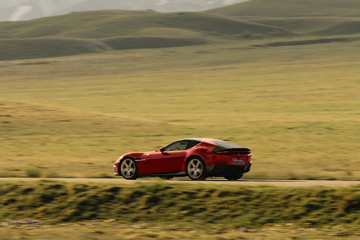 Ferrari 12Cilindri Manuale