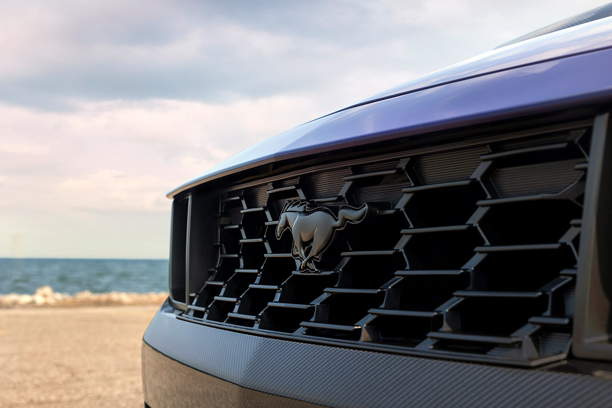 Ford Mustang Dark Horse SC Convertible