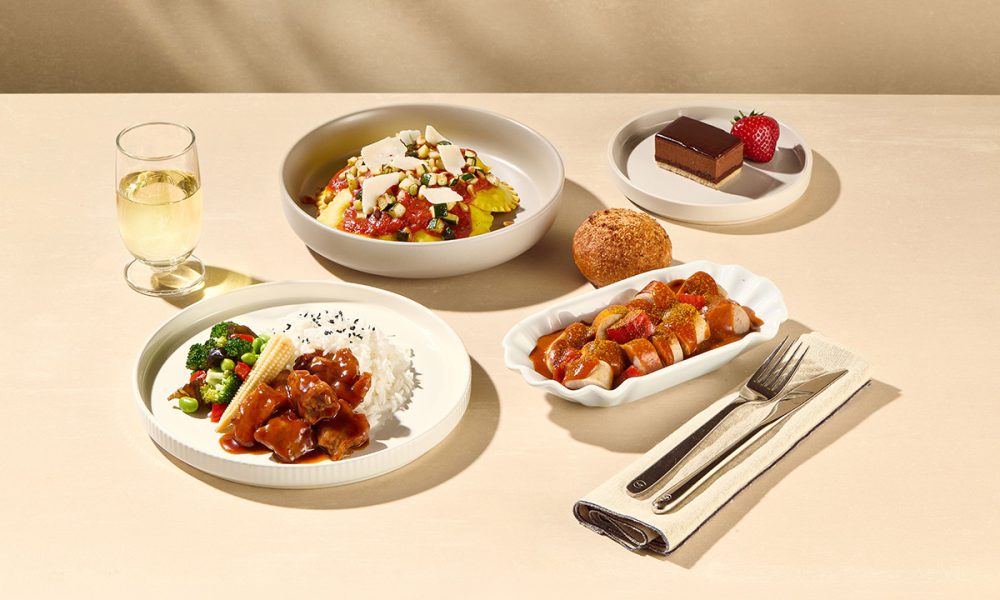 Lufthansa updates Onboard Delights menu with hot meal options